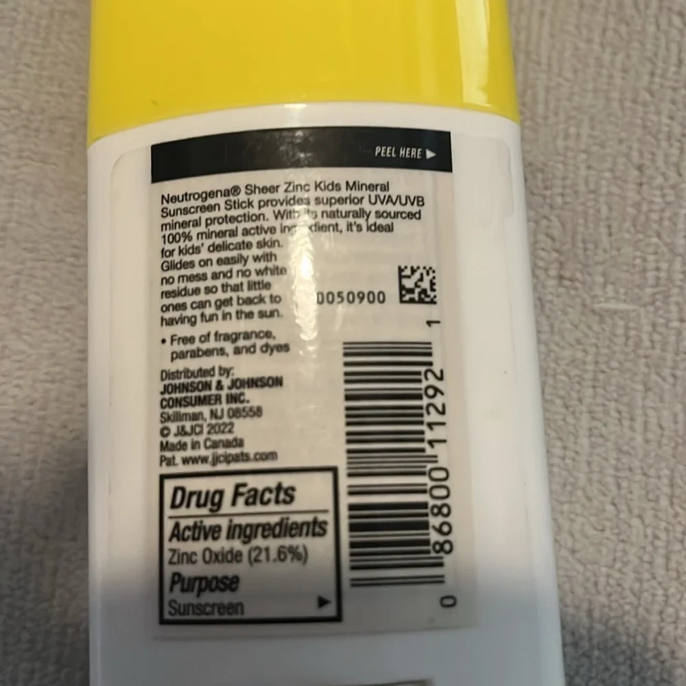 NWT Neutrogena Kids Mineral Sunscreen Stick SPF 50